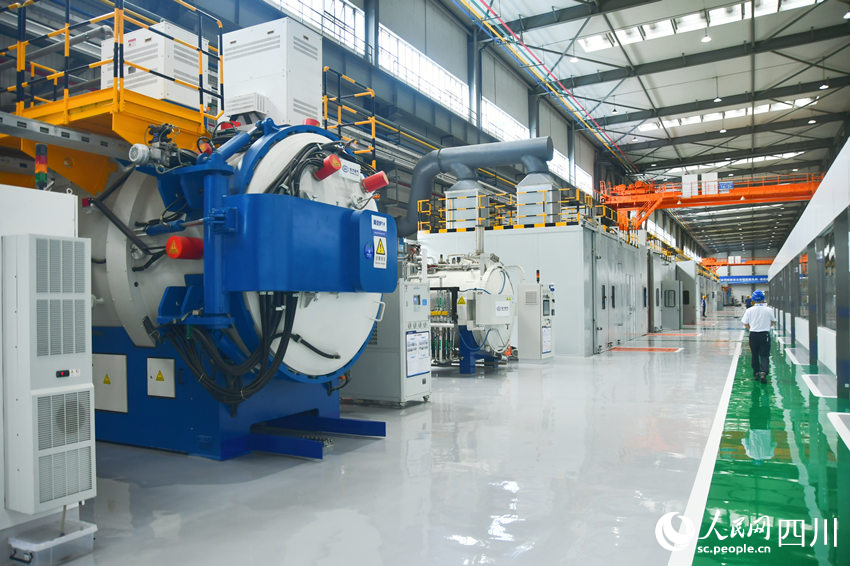 �����׸�ȼ���ǻ�������ظ���͸ƽҶƬ��Ϳ���ֻ������������� ��������